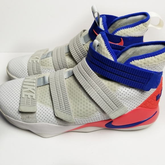 Nike LeBron Soldier 11 Sneakers - Picture 2 of 9